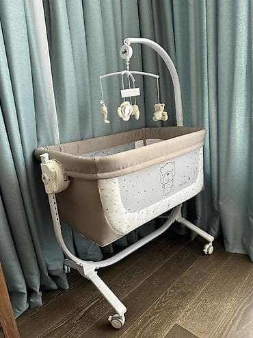 Oğlan və qız üçün, Dördbucaq, Beşik, Dəst ilə, Matras ilə, Yellənmə mexanizmsiz — 4