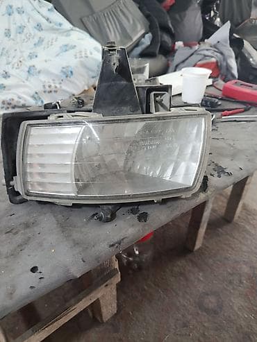 statır: Toyota ön duman/far lampası (sol tərəf) - Orijinal Toyota detalı — 1