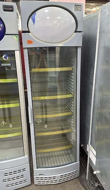 Şüşə qapılı ticarət soyuducusu - Şaquli vitrin tipli, geniş tutumlu -