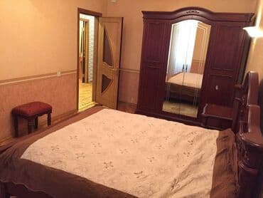 kirayə ev ayliq: Nizami metrosunun yaxınlığında 16 mertebeli binanın 3-cü mərtəbəsində — 9