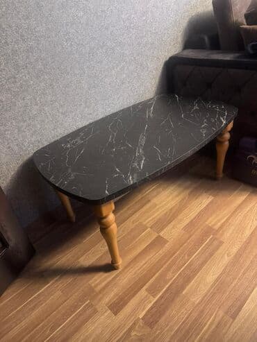 pərdə ikinci əl: Jurnal masası, İşlənmiş — 1