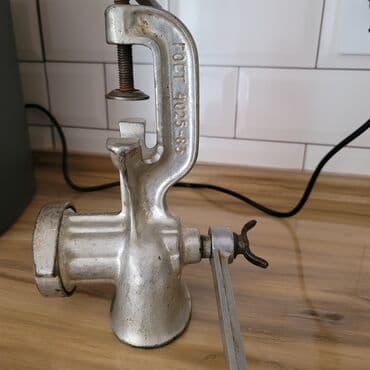 banka alıram: Kofe bankaları.Hamısı 10 azn. Az Istifadə edilmiş banka qapaqları 60 — 5