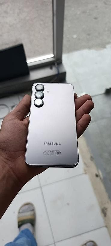 iphone xr ağ: Samsung Galaxy S25, 256 GB, rəng - Gümüşü — 1