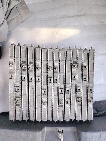 reduktor 1:3: Toyota prius üçün 14ədəd batareya satılır, 7.5-7.6voltdur.Zamkanyası — 1