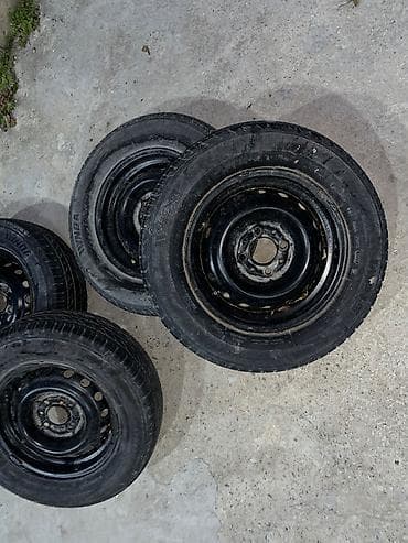 teker diskleri: 4disk 4 təkər 135 azn normal vəziyyətdədi işləkdi razmer 175-70-13 — 1