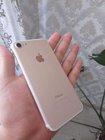 Техника и электроника: IPhone 7, 64 ГБ — 6