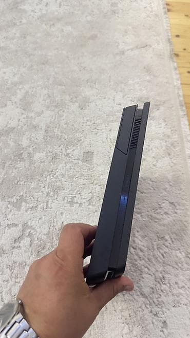 pixel 4: PlayStation 4 Slim oyun konsolu - Model: PS4 Slim (Sony) - Rəng: Qara — 5
