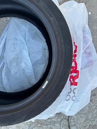 priora diskleri: İşlənmiş Şin Pirelli 255 / 45 / R 20 — 3