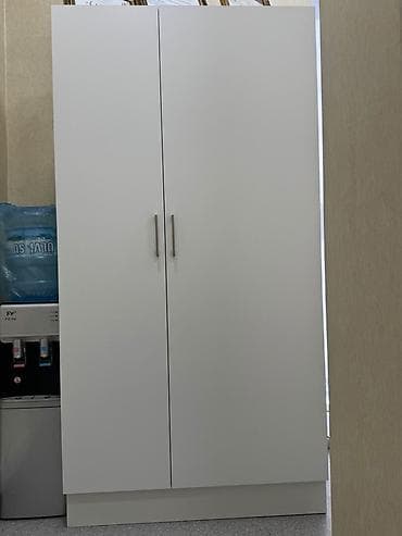 isqaf: Ağ rəngli ikiqapılı şkaf - Material: laminat/MDF tipli hamar səth — 3