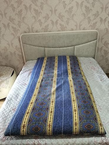 atlaz parca: Döşək dəsti; -Material:Keyfiyyətli təmiz qoyun yunu,hər birində 12 — 1