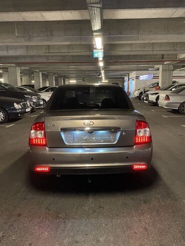 badamdar masin bazari unvan: VAZ (LADA) Priora: 1.6 l | 2016 il 140000 km Sedan — 8