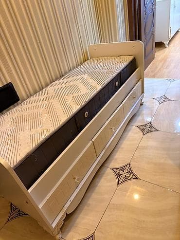 Oğlan və qız üçün, Çarpayı, Bazasız, Matras ilə, Siyirməli — 3