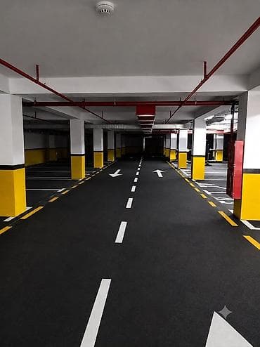 Keyfiyyetli asfalt işleri gorulur.Binalarin heyetine,yollara kucelere — 2
