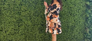 Adl brendinə məxsusdu.1 dəfə geyinilib 1 saatlıq.38-40 razmerdi.Hamilə