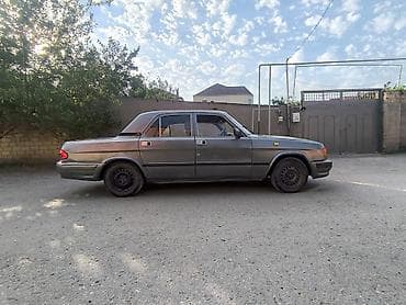 accent stop: GAZ-3110 Volga sedan - Kuzov: 4 qapılı sedan, boz rəng - Ön radiator — 4