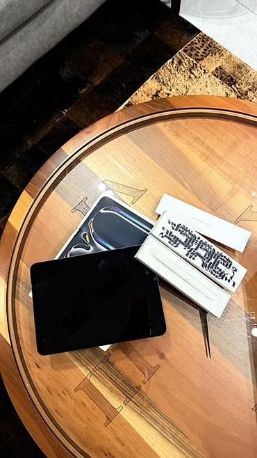 ipad planşet: Apple iPad Pro + Apple Pencil Pro dəsti Məhsul:Original məhsuldu yep — 7