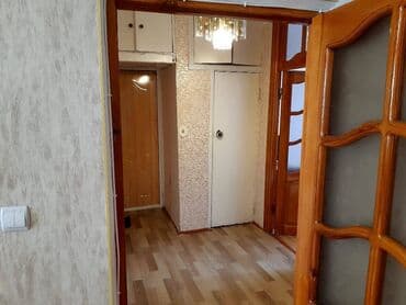 ağ şeher evler: Bakı, Bakıxanov qəs., 3 otaqlı, Köhnə tikili, m. Qara Qarayev, 85 kv. m — 9