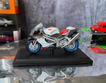 maşın modeli: Коллекционная модель Aprilia RSV 1000R White Red 2006 Maisto Scale — 8