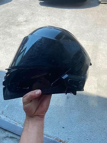 Elektrikli moped cəmi 1 ay işlənib. Qiymətə kaskı da daxildir. Sürəti — 5