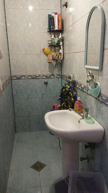 ışkaf: Xirdalanda tibb mərkəzinin yani,9/6 Leninqrad proyekti,tam əşyalı,1 — 10