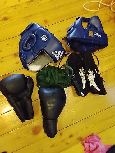 qaşıq dəsti: Boks və kikboks üçün tam avadanlıq dəsti. hamisi bir yerde 10 m - — 1