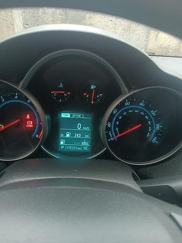 audi a8 3.7 tiptronic: Maşin Texnixi baxiş tezedir sigorta tezedir ışiklari hamsi yanır — 7