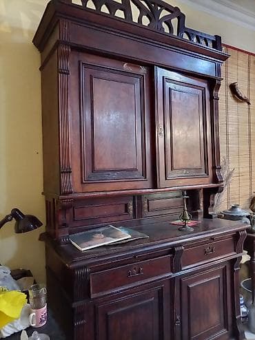 plastik skaflar: Antik üslubda massiv ağacdan hazırlanmış ikiqat vitrin/servant - — 2