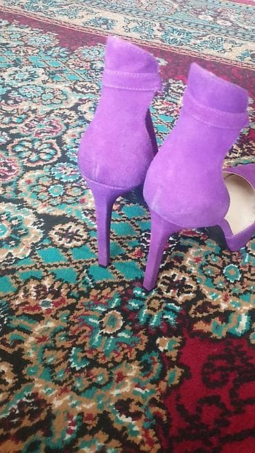 Босоножки, сандалии, шлепанцы: 38 razmer — 2