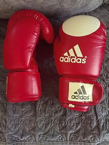 Adidas boks əlcəkləri – qırmızı rəngdə, klassik model. - Marka — 1