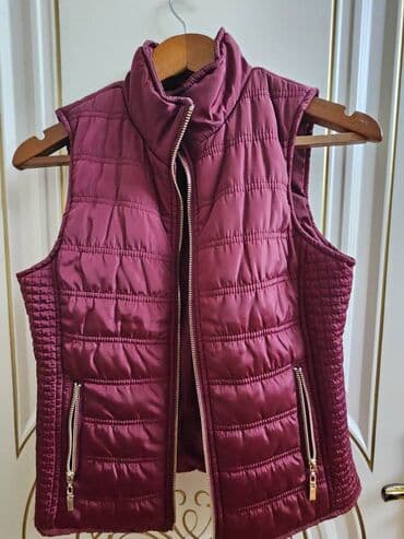 Жилеты, безрукавки: Жилет, S — 1