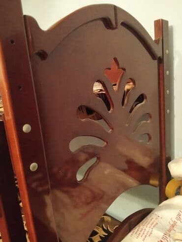 Oğlan və qız üçün, İşlənmiş, Çarpayı, Matras ilə, Siyirməsiz