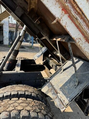 tap az traktor 89: Yük maşını – GAZ (kabinə və ön hissə klassik GAZ-53/52 tipli), arxa — 14