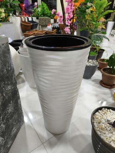 Müasir dizaynlı hündür dekorativ dibçək - Material: yüngül və möhkəm