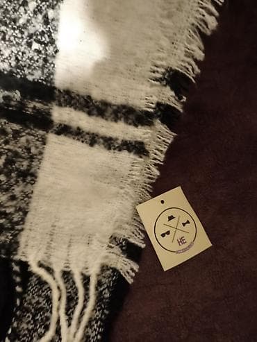 cool paltarlar: Şərf işlenmiyib etiketi ustinde Yumusaq matrialda Klokuna kimu var — 3