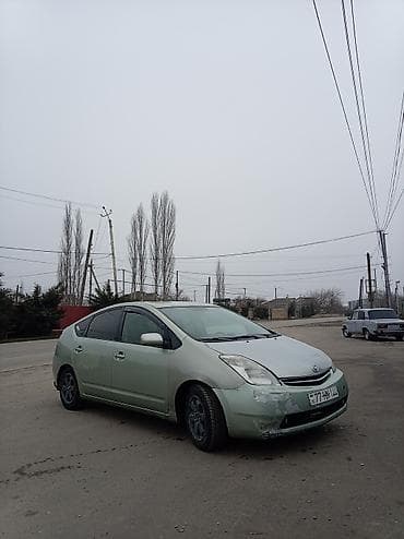prius v: Toyota Prius 20 kuza. 2007. Motor yeni yığılıb. Batareyka "30" kuzanın — 1