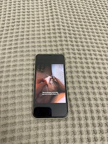 ayfon 4 s: IPhone 11, Ağ, Face ID — 2