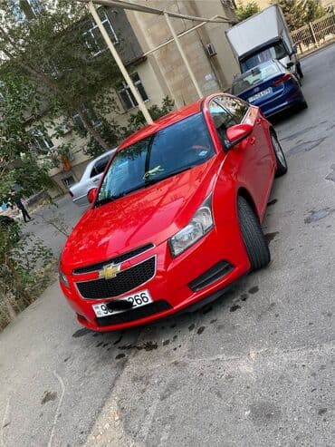 opel astra qiyməti: Chevrolet Cruze: 1.4 l | 2014 il 250000 km Sedan — 4