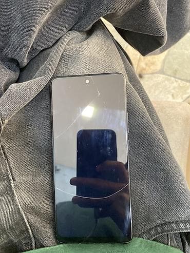 telefon redmi 8: Redmi 128 GB, rəng - Qara, Qırıq — 2