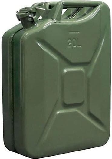 Kanistr bidon 5 litrlik. 27. Azn 10 litrlik 37- Azn 20 litrlik 55 azn — 1