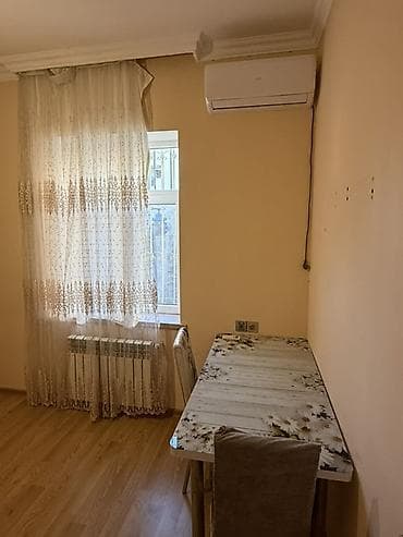 kiraye bag evleri gunluk: Kirayə üçün ayrı girişli kiçik mənzil/otaq. Metro Əhmədlidən 5 dəg — 9