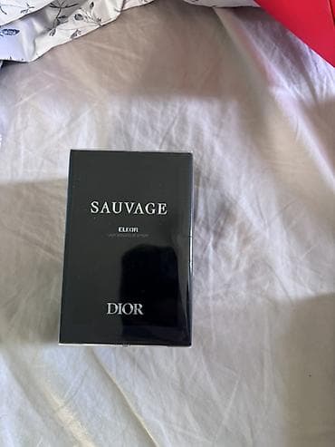 Məhsul: Kişi ətirləri seti 1) Dior Sauvage Elixir – vaporisateur