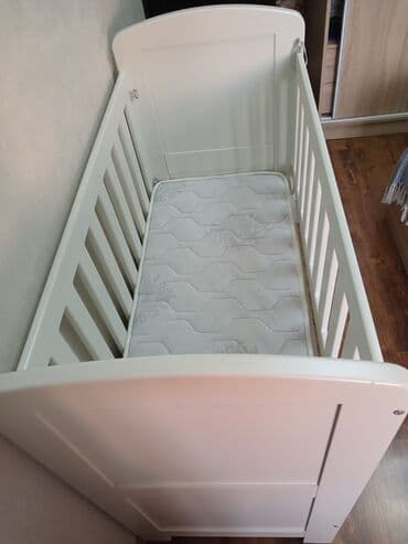 usaq ucun sekiller: Oğlan və qız üçün, Dördbucaq, Beşik, Dəstsiz, Matras ilə, Yellənmə mexanizmsiz — 3