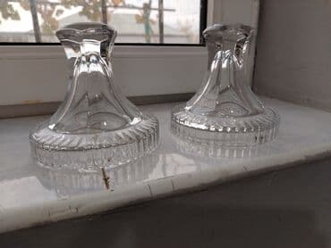 Digər ev dekoru: Şüşə şamdanlar dəsti (2 ədəd) - Material: qalın, şəffaf kəsimli şüşə — 2