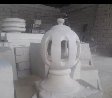 большие горшки для цветов: Bahar və yay çiçəkləri üçün nəzərdə tutulmuş, daşdan hazırlanmış — 20