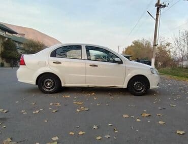 hyundai sonata 2011: Chevrolet Aveo: 1.2 l | 2011 il 420000 km Sedan — 2