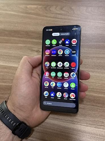 mac pro: Oppo A5 Pro, 256 GB, rəng - Qara, Sensor — 4