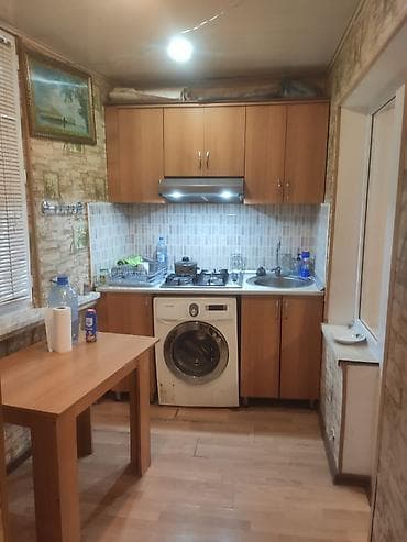 kiray: İnşaatçılar metrosunun yani su zapravkasının yanı 9/3 - cü mərtəbəsi 2 — 4