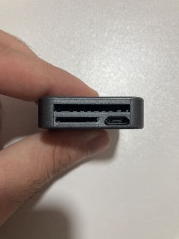 iphone ucun flash kart: Yığcam dizaynlı kart oxuyucusu. Lightning konnektoru vasitəsilə Apple — 2