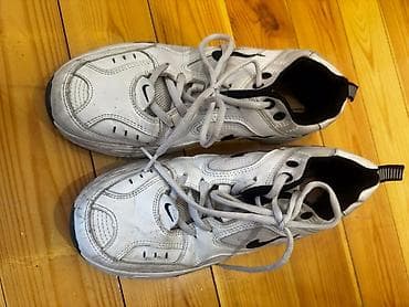 Çoxnövlü ayaqqabı dəsti 1 i oğlan üçündü 39 razmerdi, 2 cütü 37-38 — 2