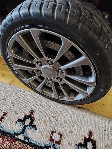 Uşaq dünyası: Uşaq üçün elektrikli minik maşını – Lexus üslubunda, tünd qırmızı — 3